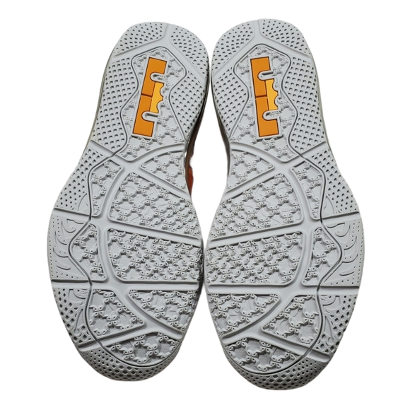 NIKE AIR MAX LEBRON XI 11 LOW ATOMIC ORANGE BASE - Picture 8 of 13